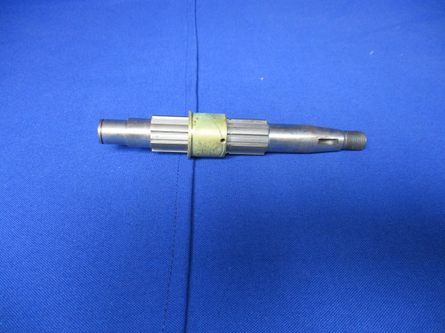 Abtriebswelle Getriebe R50,50/2,60,60/2,50S,69,69S  (mit Keilnut)  (NOS) nicht lieferbar