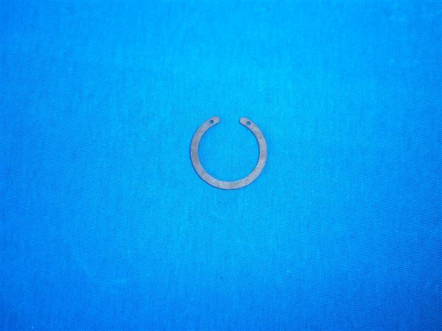 Sicherungsring Abtriebswelle R24,25,25/2,25/3,26,27 (23211230660)