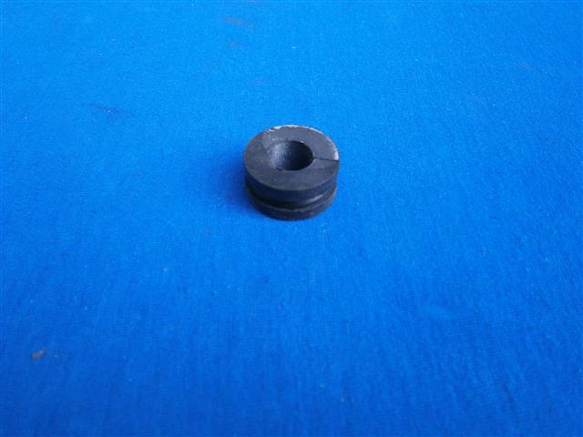 Gummitülle Halter Ölkühlerleitung R100RS,RT
