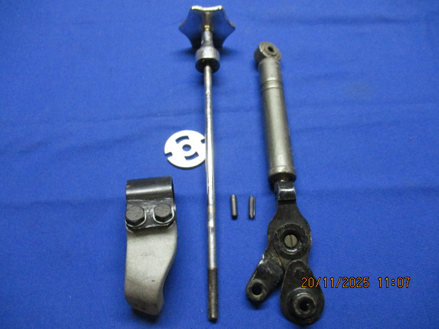 Lenkungsdämpfer R50S,69S orig. gebraucht (fehlt Chromkappe und Wi.-Blech)