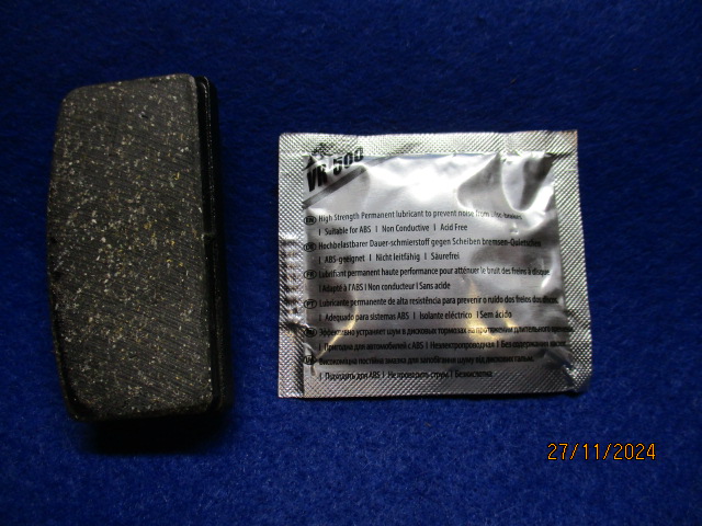 Bremsklotz Paar R80R,100R, 4V. Boxer vorn div., K1100,K1200 FA407